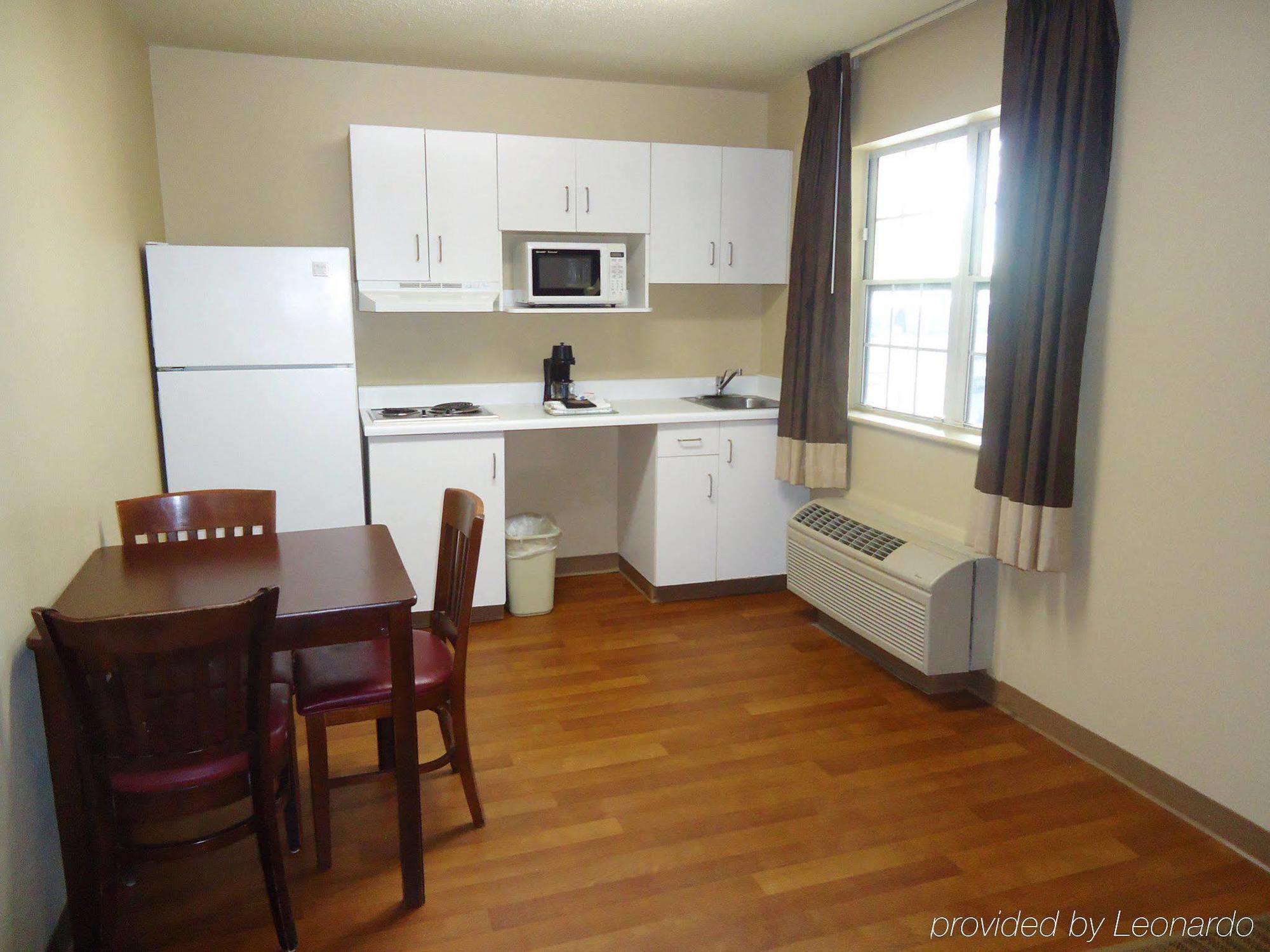 Suburban Studios Winston-Salem Near Hanes Mall Zewnętrze zdjęcie